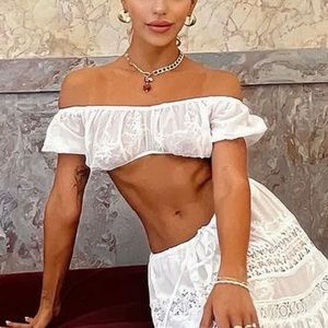 Adeirlina White Crop Top